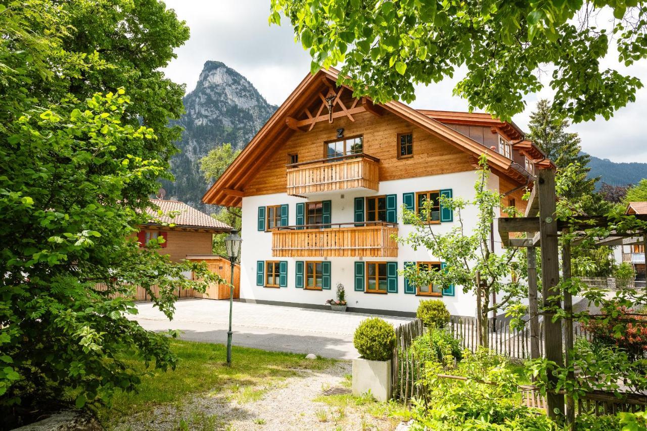 Ferienwohnungen Zober Am Muehlbach Oberammergau Exterior photo
